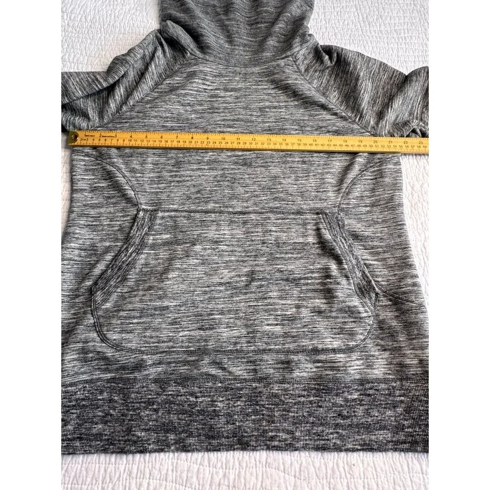 L.L. Bean Womens XL Gray Pullover Cozy Top Casual Kangaroo Pocket Cowl Neck - Picture 6 of 9